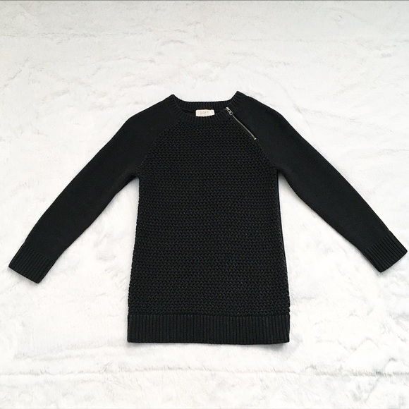 Ann Taylor Sweaters - Like New Navy Blue Ann Taylor Loft Sweater